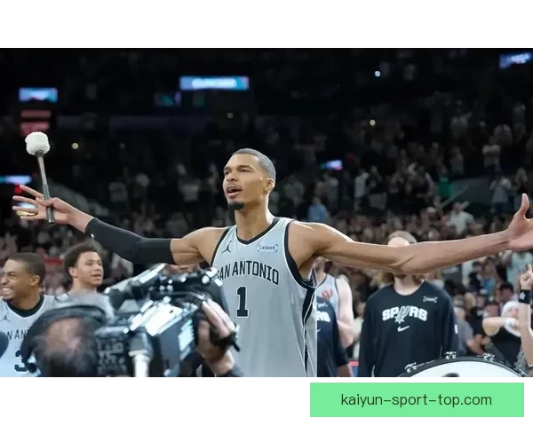 文班三节砍41分马刺狂胜灰熊七连胜锁定季后赛无缘 文班三节砍41分马刺狂胜灰熊七连胜锁定季后赛无缘